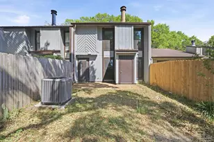 6055 Hilburn Rd, Pensacola, FL 32504 - Photo 33