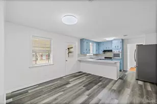 2911 Baronne St, Pensacola, FL 32526 - Photo 11