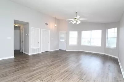 2081 Sequoia Cir, Pensacola, FL 32526 - Photo 3