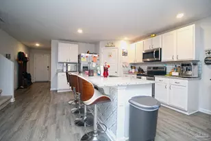 6376 Burrow Ln, Pensacola, FL 32526 - Photo 5