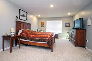 6376 Burrow Ln, Pensacola, FL 32526 - Photo 7