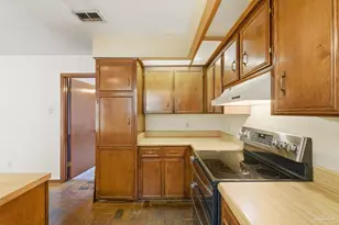 934 Springmier Pl, Pensacola, FL 32514 - Photo 11