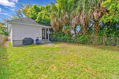 418 W Gadsden St, Pensacola, FL 32501 - Photo 21