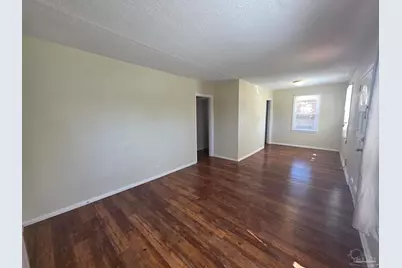 203 SE Syrcle Dr, Pensacola, FL 32507 - Photo 5