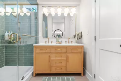 444 York St, Gulf Breeze, FL 32561 - Photo 37