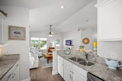 5912 N Bay Point Dr, Pensacola, FL 32507 - Photo 9