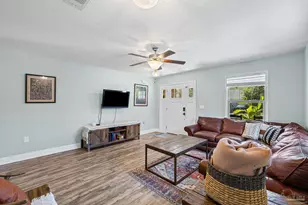 5325 Woodlake Trail, Gulf Breeze, FL 32563 - Photo 13