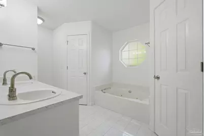 5980 Grandview Dr, Milton, FL 32570 - Photo 21