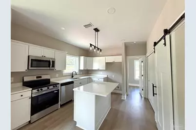 5106 Plateau Rd, Pensacola, FL 32507 - Photo 5