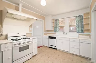 1707 E Bobe St, Pensacola, FL 32503 - Photo 7