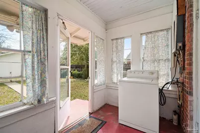 1707 E Bobe St, Pensacola, FL 32503 - Photo 17