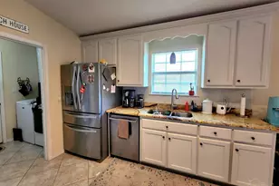 876 Miramar Dr, Pensacola, FL 32506 - Photo 9