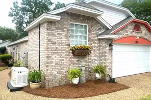 3505 Silvertree Ln, Pensacola, FL 32504 - Photo 3