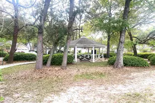 3505 Silvertree Ln, Pensacola, FL 32504 - Photo 31