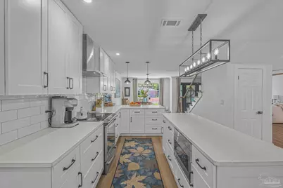 124 Norwich Dr, Gulf Breeze, FL 32561 - Photo 11