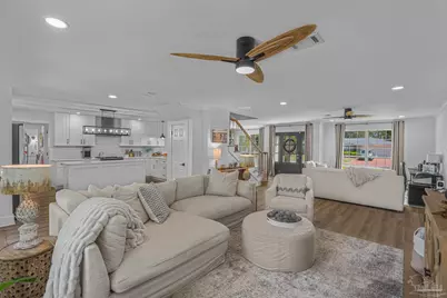 124 Norwich Dr, Gulf Breeze, FL 32561 - Photo 13