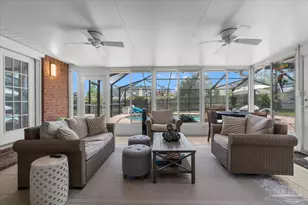 25 Bartlett Cir, Pensacola, FL 32505 - Photo 15