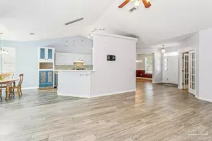 7137 Woodside Rd, Pensacola, FL 32526 - Photo 7