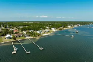 1621 Smugglers Cove Cir, Gulf Breeze, FL 32563 - Photo 9