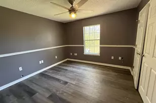 1009 Rachel Cir, Cantonment, FL 32533 - Photo 9