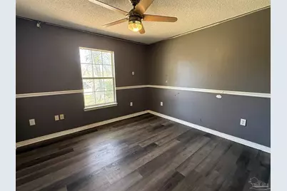 1009 Rachel Cir, Cantonment, FL 32533 - Photo 7