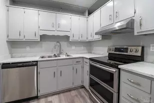 4770 Skyline Dr, Pensacola, FL 32504 - Photo 5