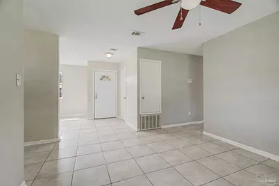 6535 Kennington Cir, Milton, FL 32570 - Photo 11