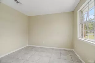 6535 Kennington Cir, Milton, FL 32570 - Photo 7