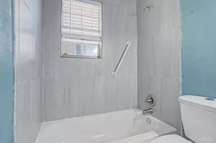 6535 Kennington Cir, Milton, FL 32570 - Photo 39