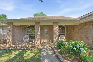 3984 Holleyberry Ln, Milton, FL 32583 - Photo 3