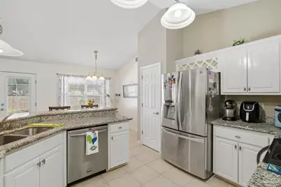 3984 Holleyberry Ln, Milton, FL 32583 - Photo 17