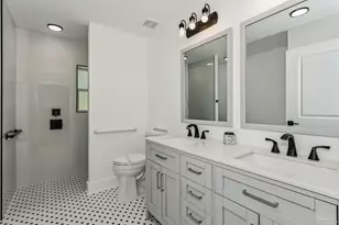 4536 Hickory Shores Blvd, Gulf Breeze, FL 32563 - Photo 29
