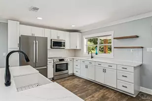 4536 Hickory Shores Blvd, Gulf Breeze, FL 32563 - Photo 11