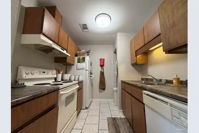 130 E 9 Mile Rd #7, Cantonment, FL 32534 - Photo 35