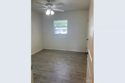 7113 Dale St, Pensacola, FL 32503 - Photo 11