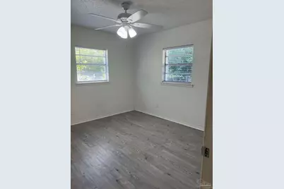 7113 Dale St, Pensacola, FL 32503 - Photo 13