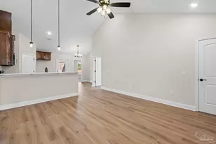 7925 Twin Lake Dr, Milton, FL 32583 - Photo 5