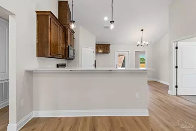 7925 Twin Lake Dr, Milton, FL 32583 - Photo 9