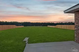 7925 Twin Lake Dr, Milton, FL 32583 - Photo 33