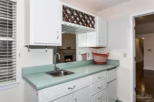 2969 Laurel Dr, Gulf Breeze, FL 32563 - Photo 9