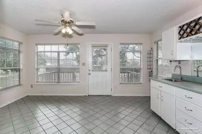 2969 Laurel Dr, Gulf Breeze, FL 32563 - Photo 7