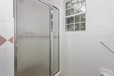 2969 Laurel Dr, Gulf Breeze, FL 32563 - Photo 13