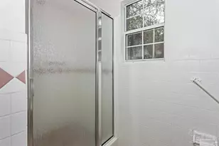 2969 Laurel Dr, Gulf Breeze, FL 32563 - Photo 13