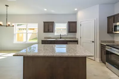 5304 Muscadine Way, Milton, FL 32570 - Photo 7