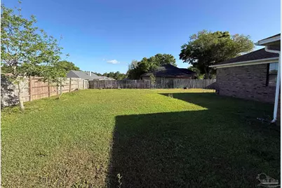 2369 Amelia Ln, Pensacola, FL 32526 - Photo 5