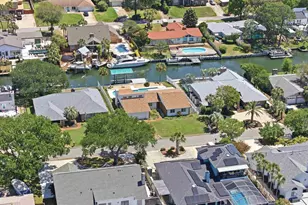 1134 Seabreeze Ln, Gulf Breeze, FL 32563 - Photo 41