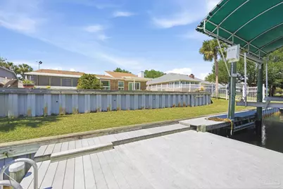 1134 Seabreeze Ln, Gulf Breeze, FL 32563 - Photo 45