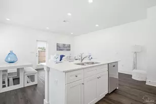 4062 Pendragon Cir, Milton, FL 32583 - Photo 15