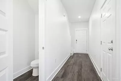 4062 Pendragon Cir, Milton, FL 32583 - Photo 7