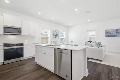 4062 Pendragon Cir, Milton, FL 32583 - Photo 17